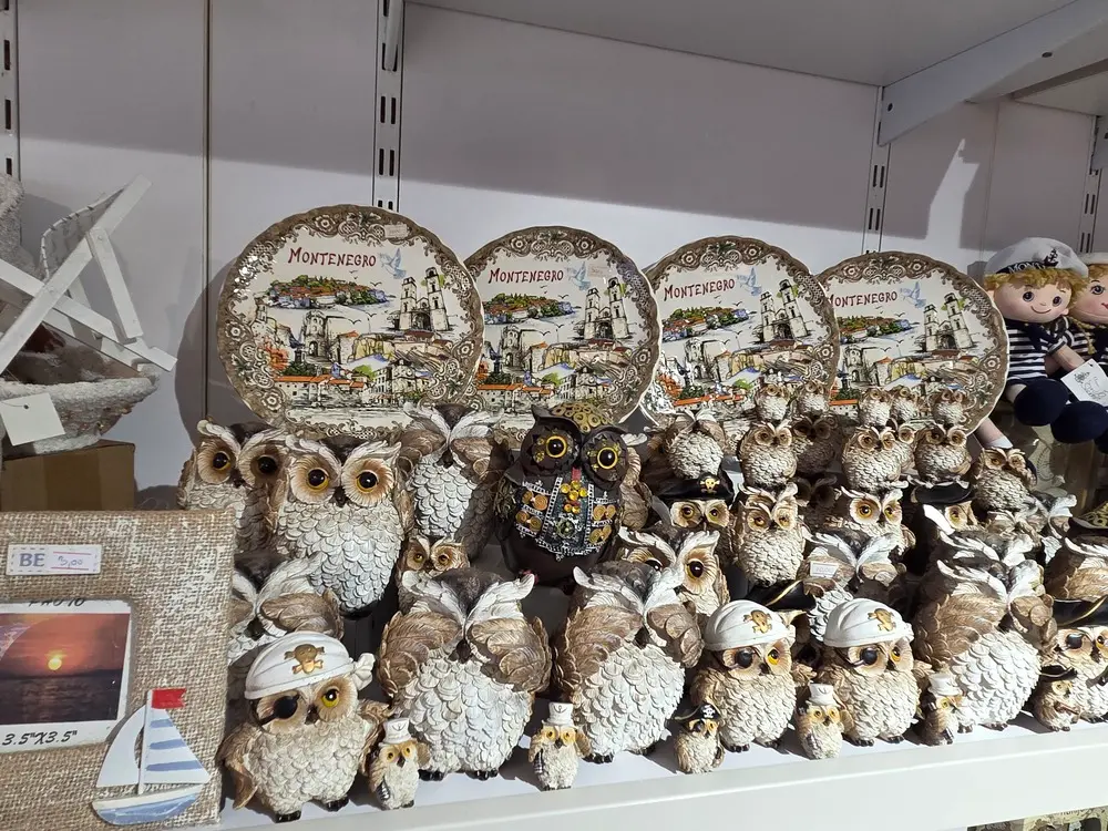 rafailovici souvenir shop